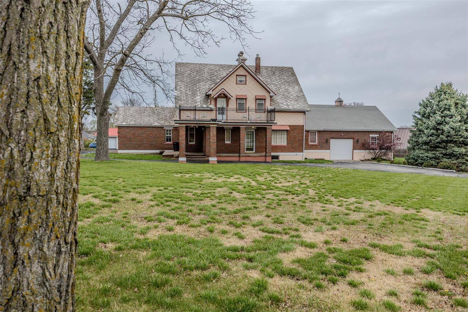Lebanon, MO 65536,505 E Elm ST