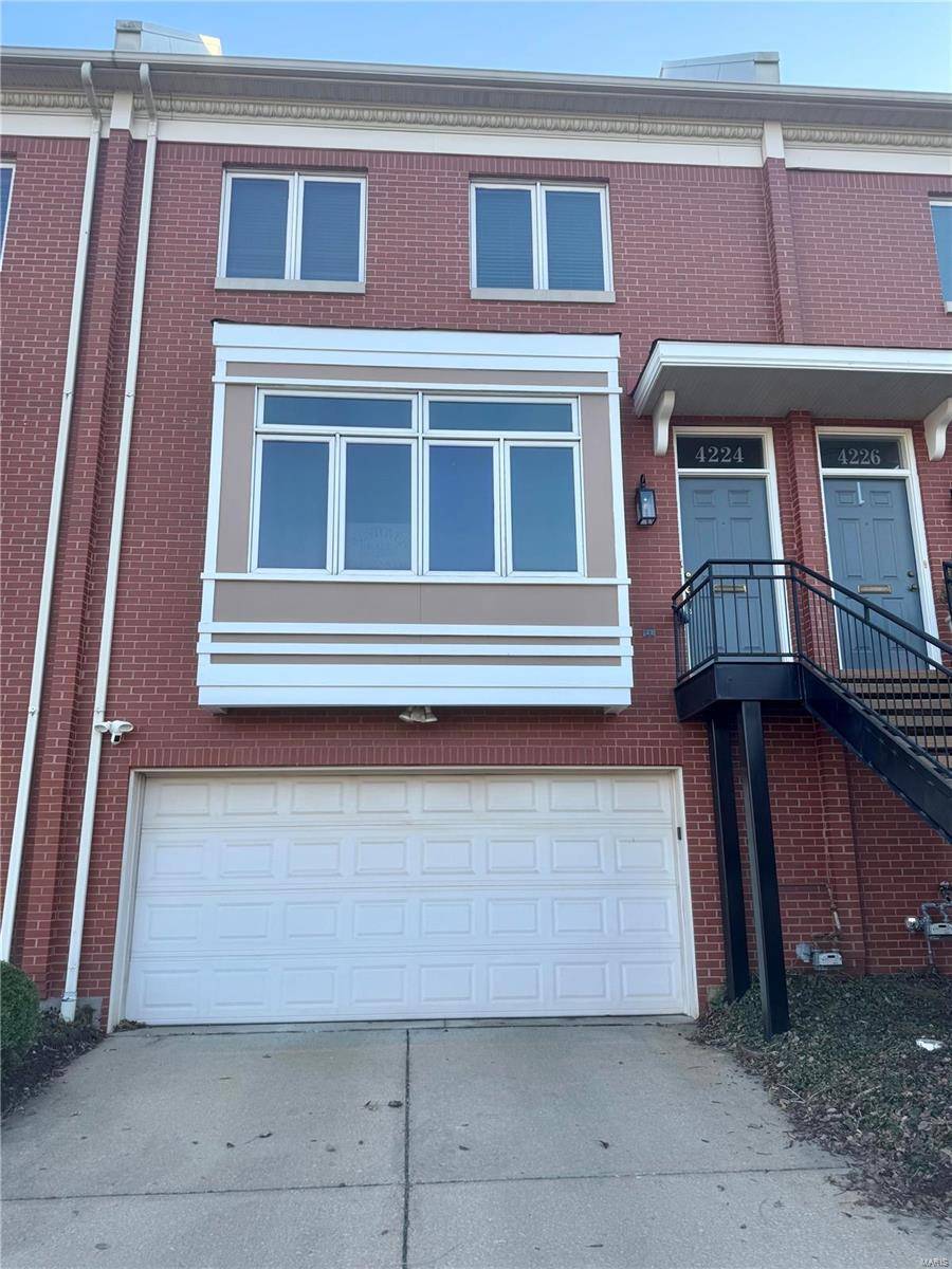 St Louis, MO 63108,4224 Laclede AVE #C