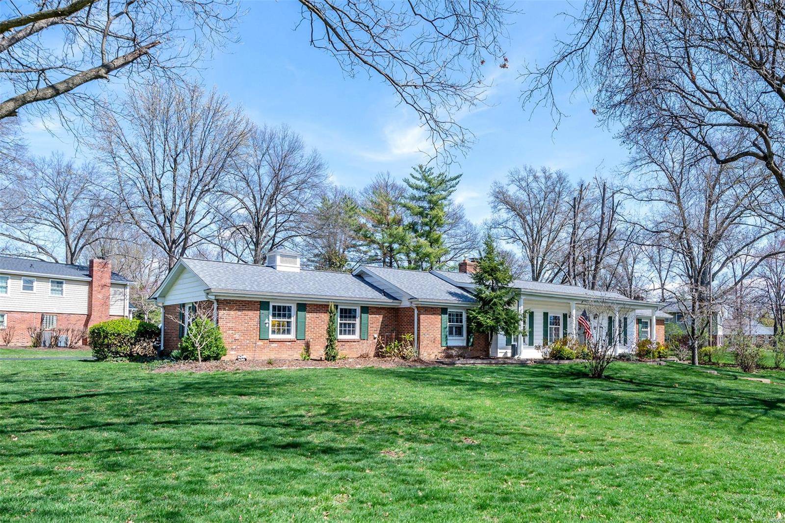 St Louis, MO 63131,12015 Berkley Manor DR