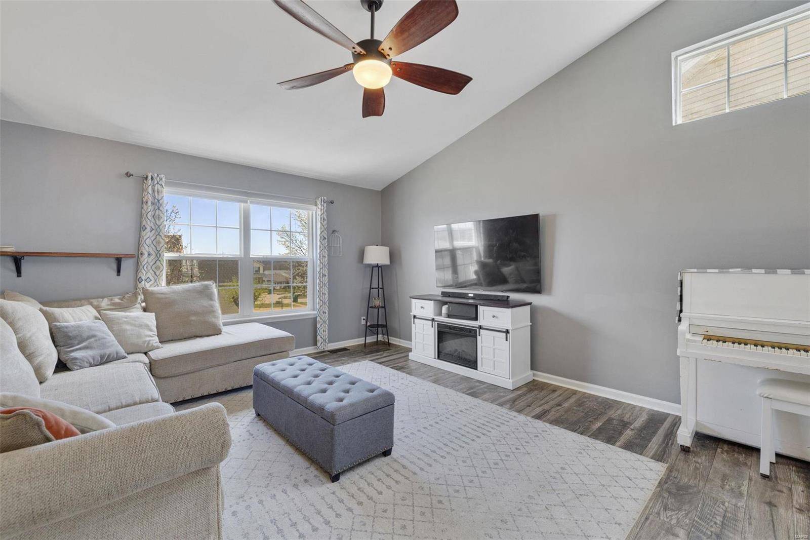 Fenton, MO 63026,905 Winter Brook DR