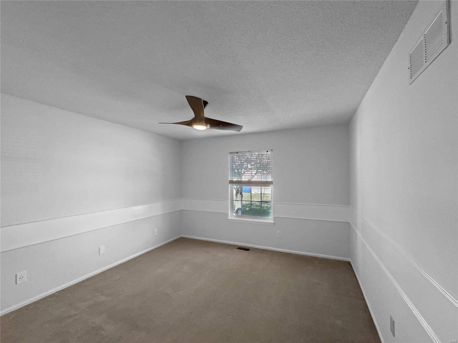 St Charles, MO 63303,2792 Kettering DR