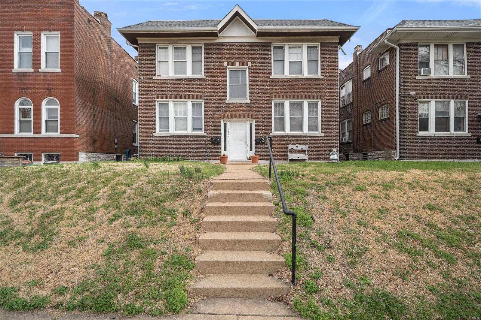 St Louis, MO 63104,1817 Allen AVE