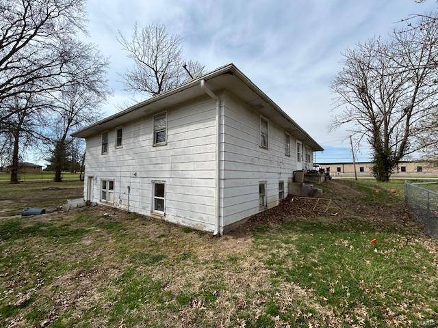 Hallsville, MO 65255,434 E Hwy 124