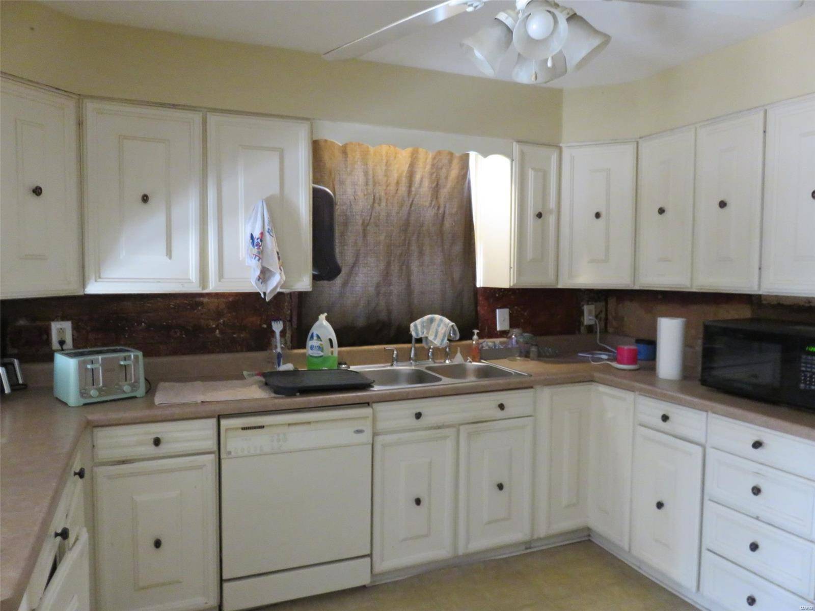 Wood River, IL 62095,14 E Penning AVE