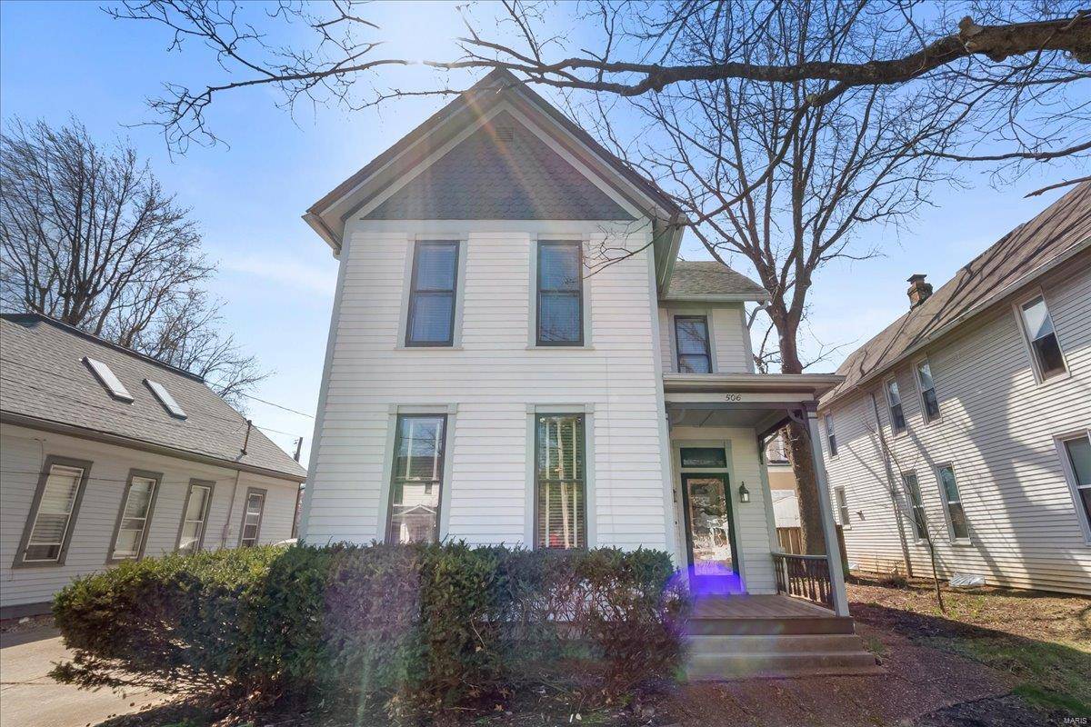 Edwardsville, IL 62025,506 Hillsboro AVE