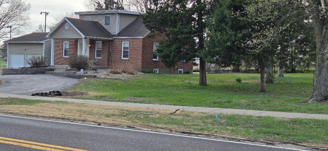 Florissant, MO 63031,2520 Charbonier RD
