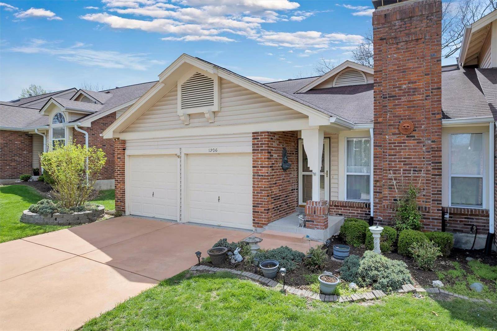 Ballwin, MO 63021,1306 Stone Run DR