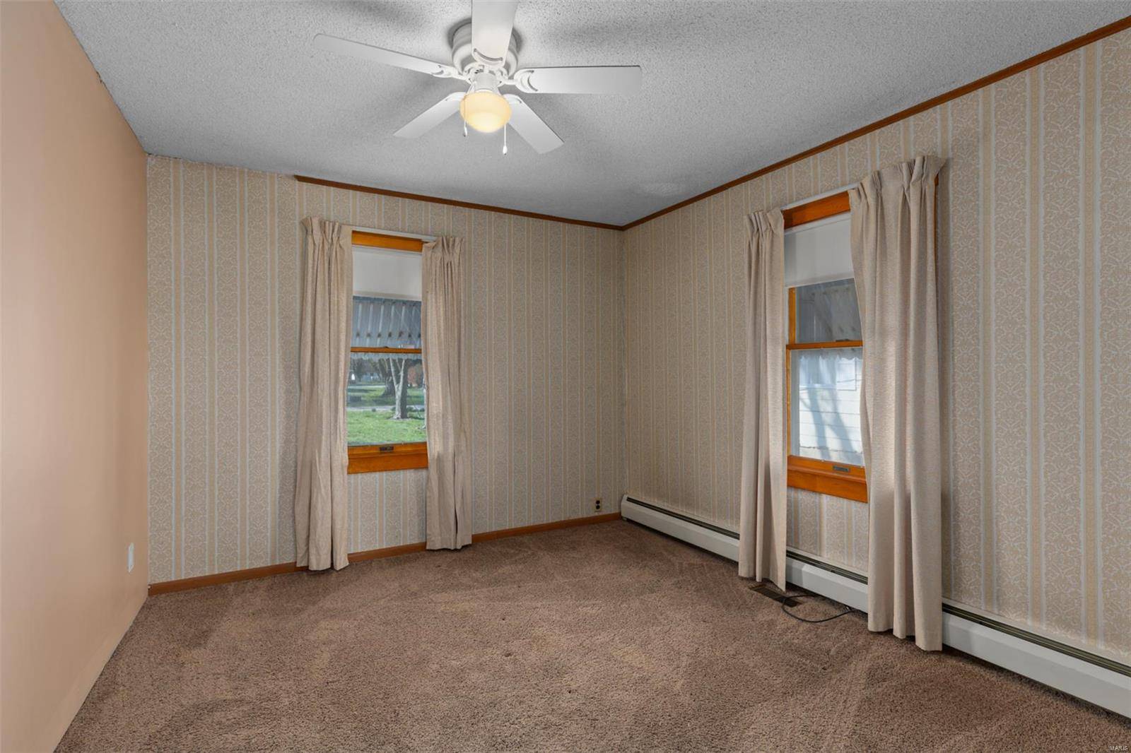 Mount Olive, IL 62069,204 East 3rd North ST