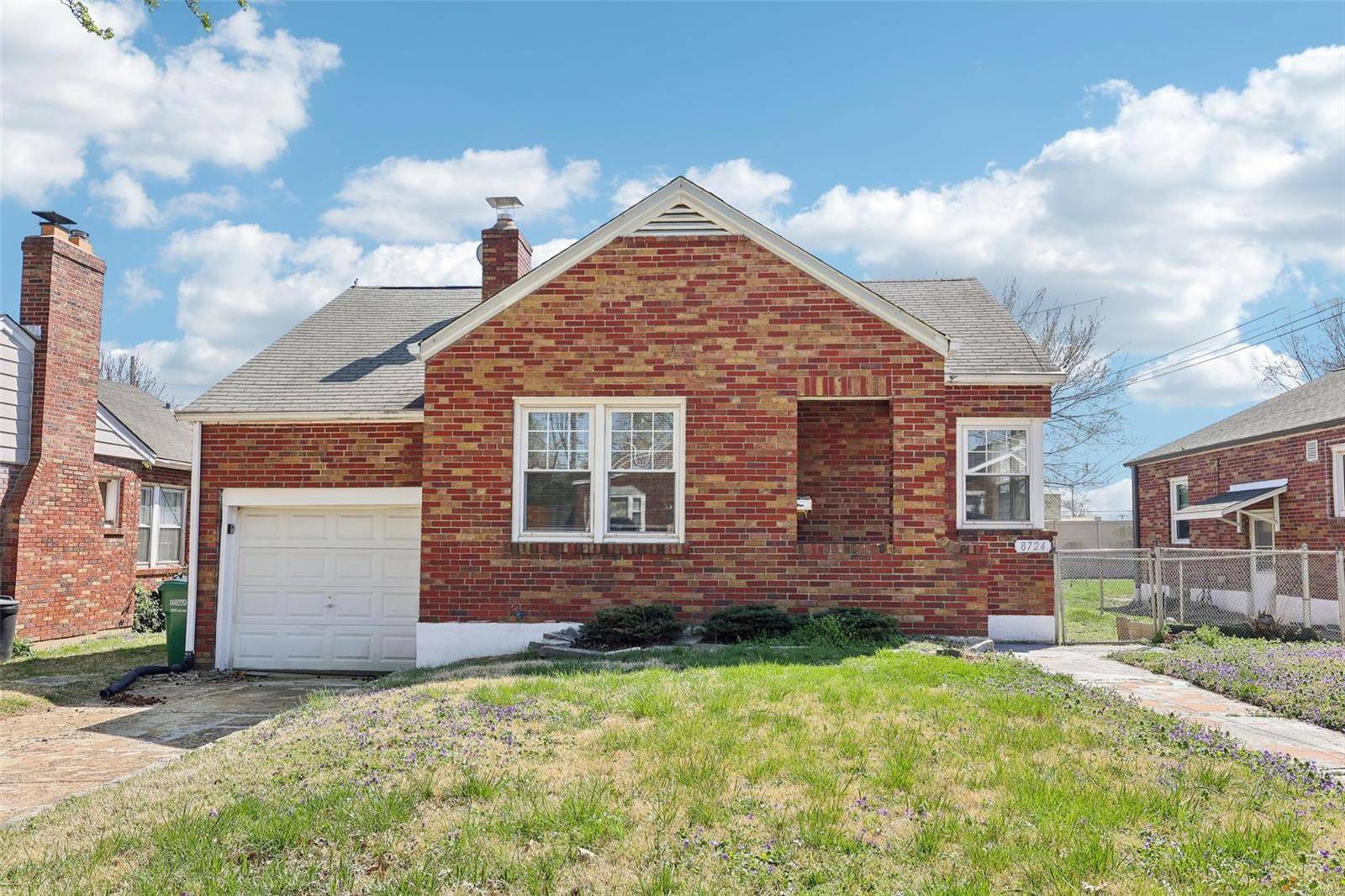 St Louis, MO 63144,8724 Magdalen AVE