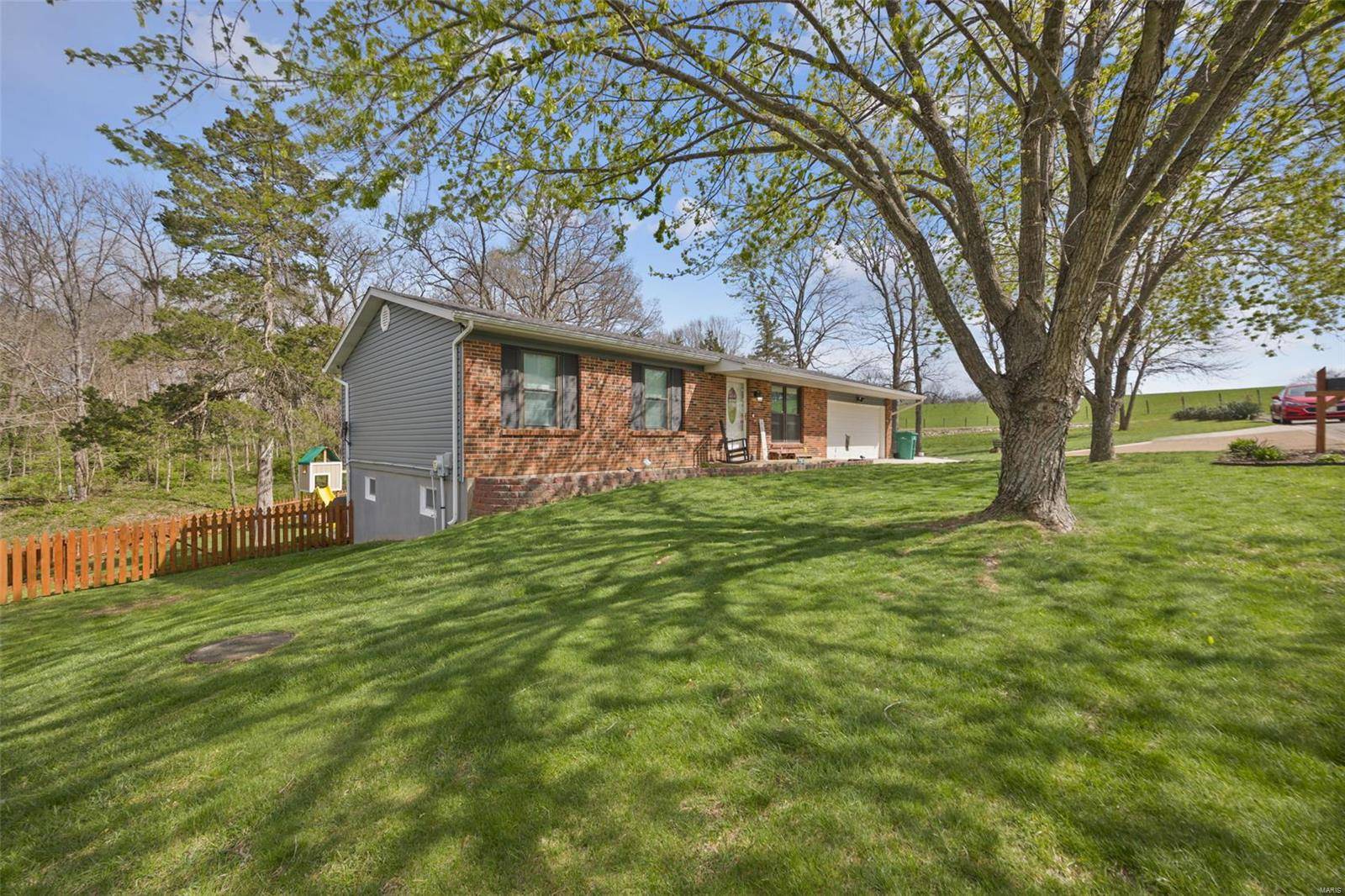 Festus, MO 63028,100 Briarwood