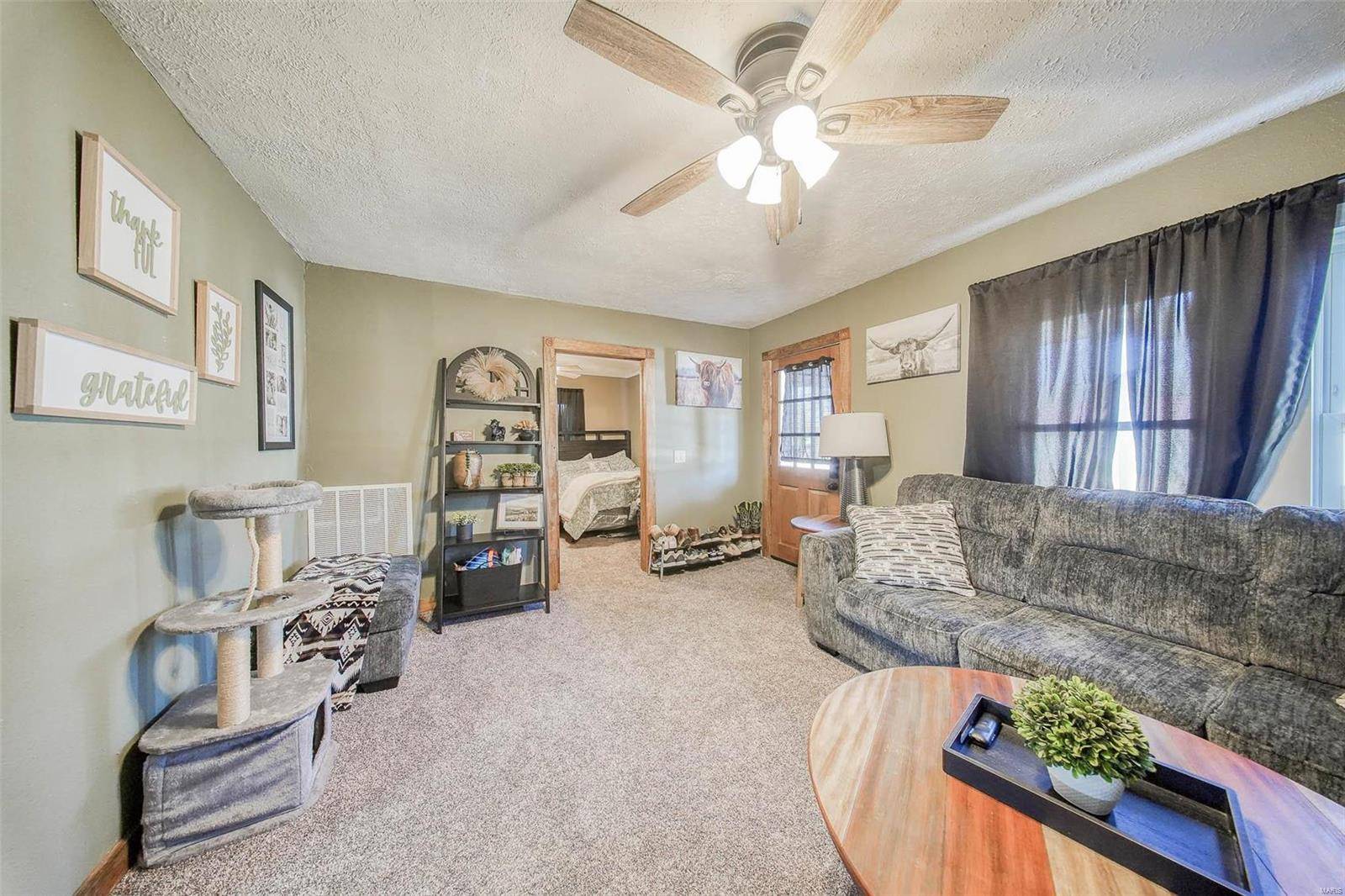 Salem, MO 65560,405 E Acuff ST
