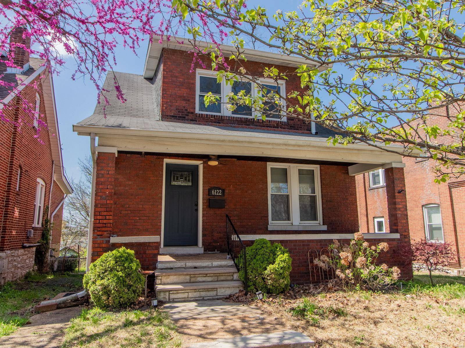 St Louis, MO 63139,6122 Southwest AVE