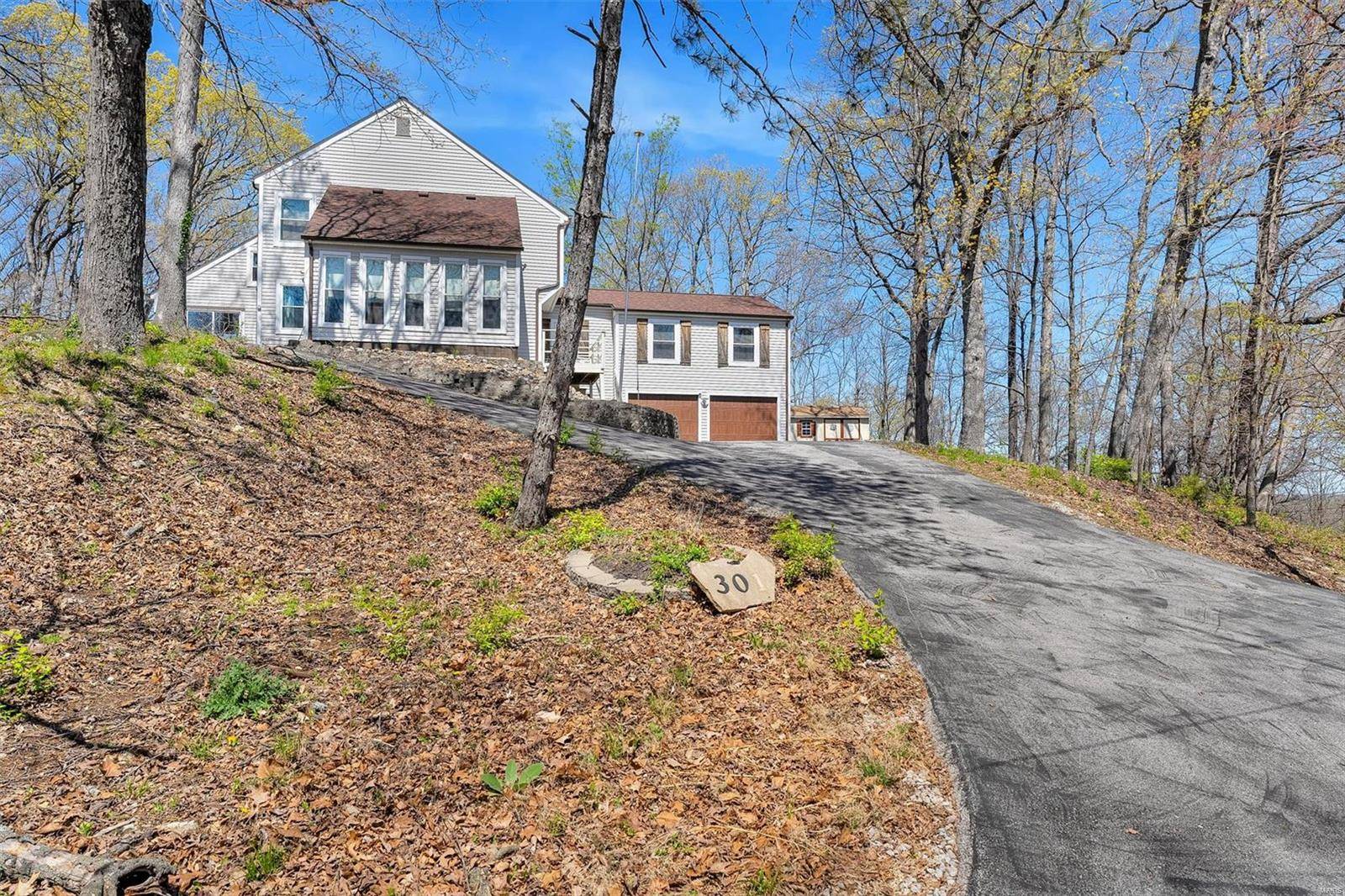 Eureka, MO 63025,301 Hideaway Hill DR