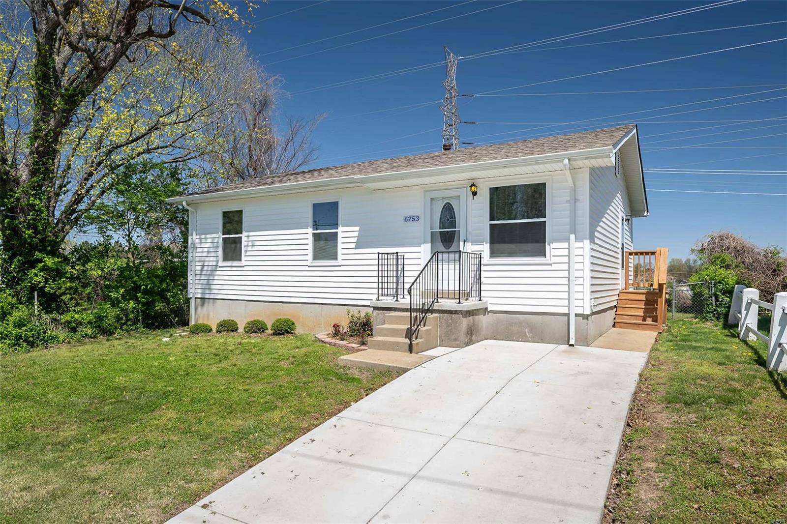 St Louis, MO 63133,6753 Robbins AVE