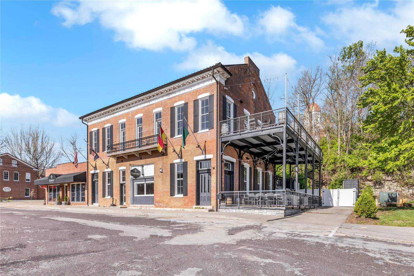 Hermann, MO 65041,4 Schiller ST
