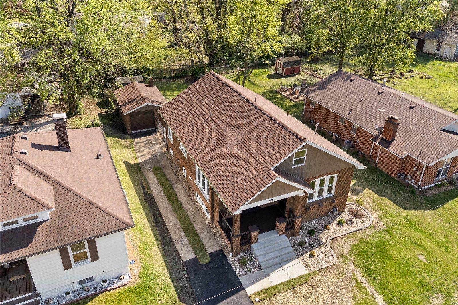 Belleville, IL 62220,820 E McKinley ST