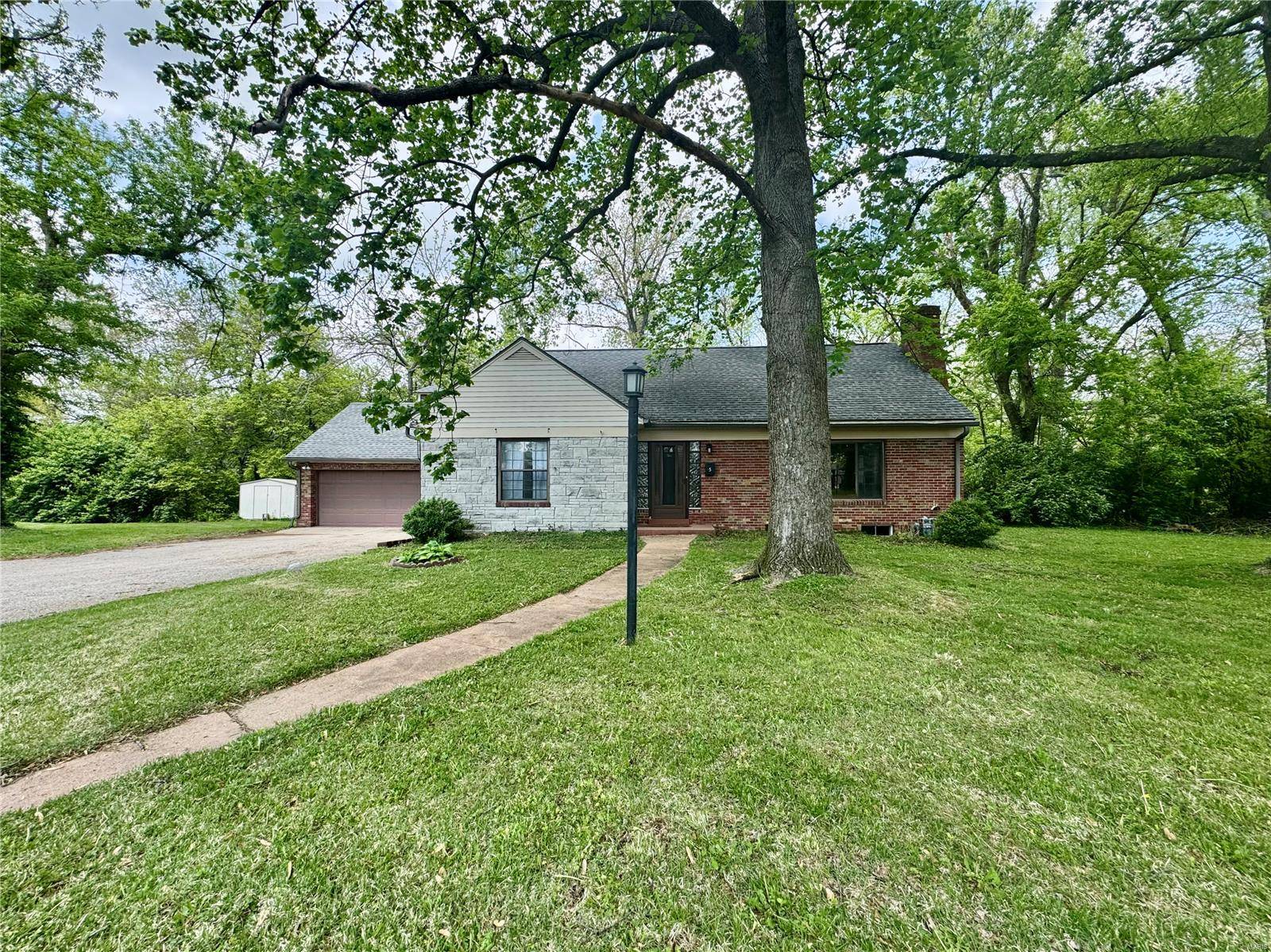 Belleville, IL 62223,5 Notre Dame Hills