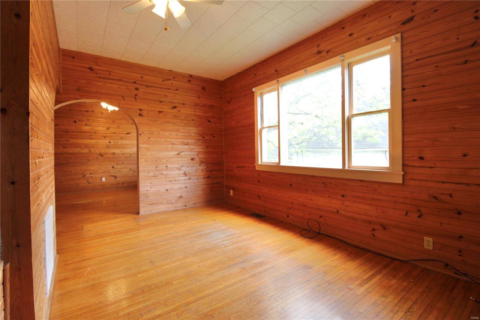 Poplar Bluff, MO 63901,1115 Spring ST