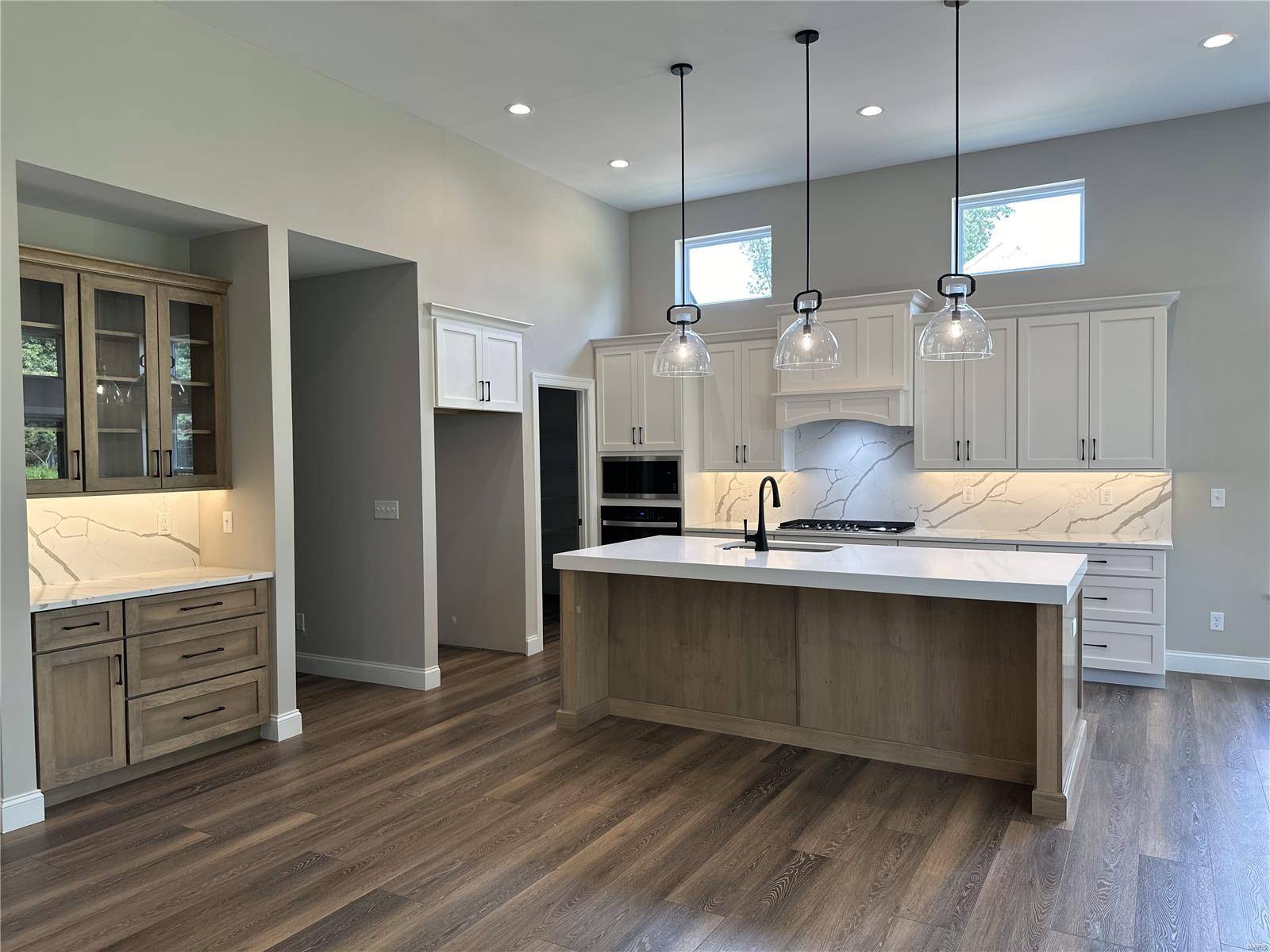 Creve Coeur, MO 63141,11912 Santino CT