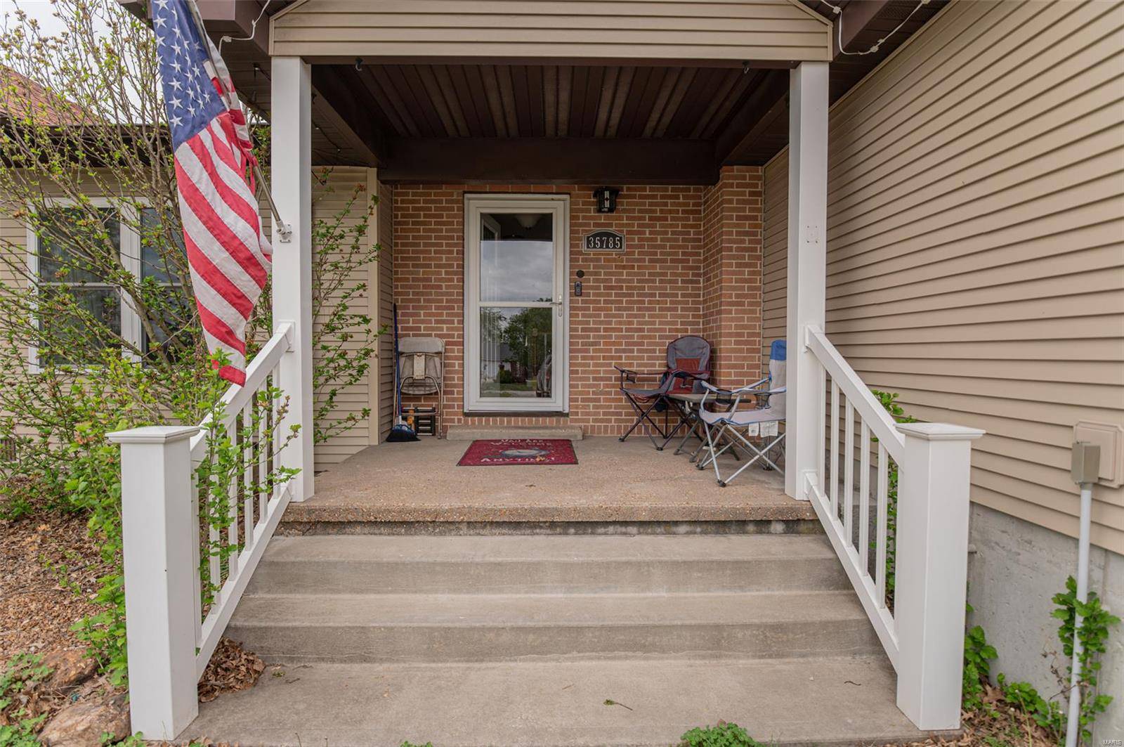 Belle, MO 65013,35785 Highway 28 W