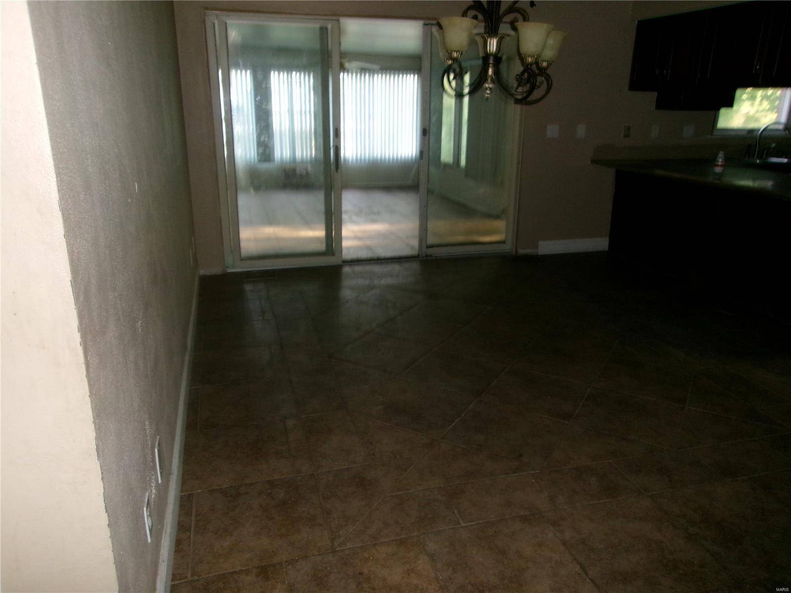 Glen Carbon, IL 62034,6533 Madena DR