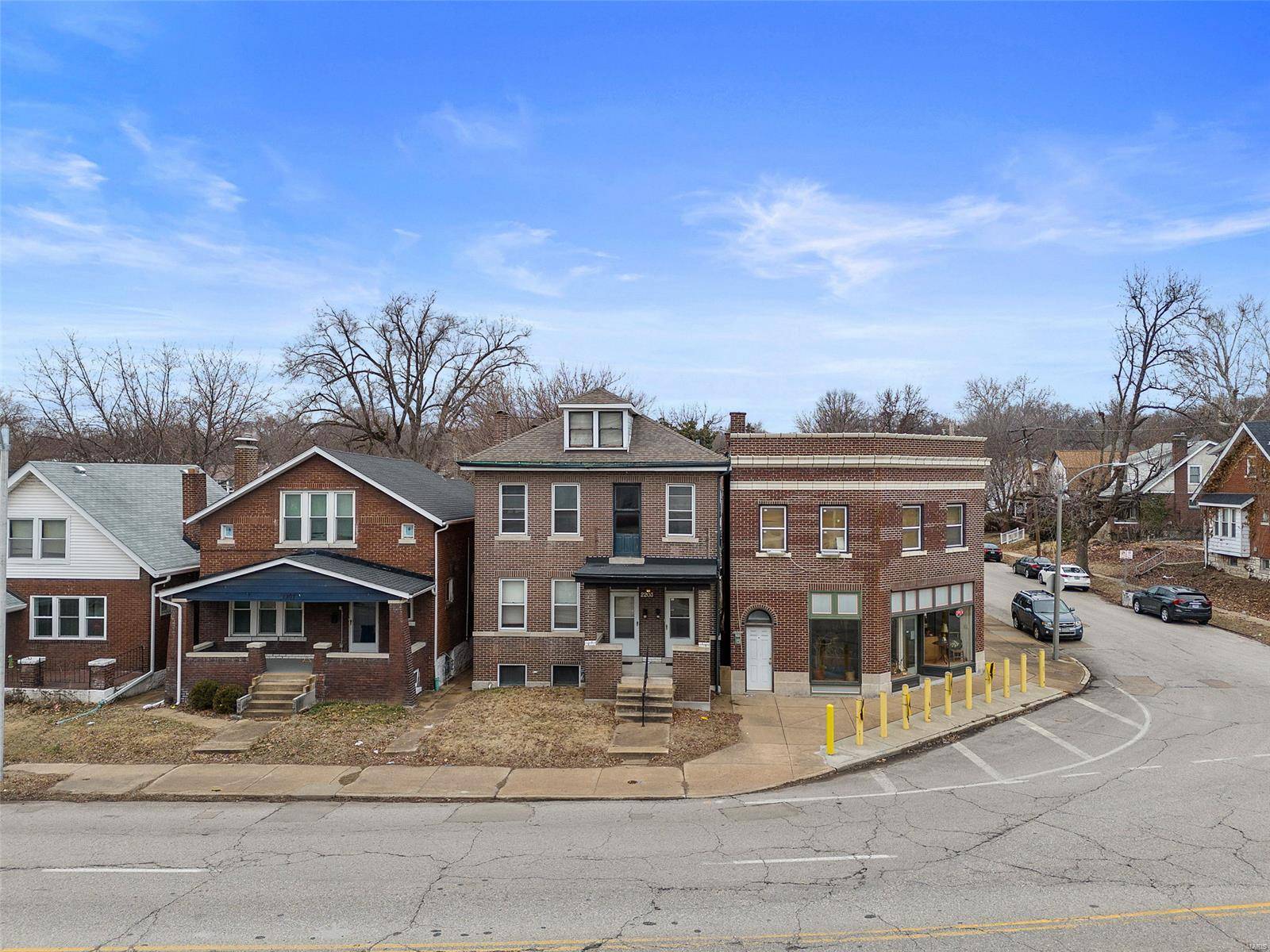 St Louis, MO 63143,2203 McCausland AVE #2F
