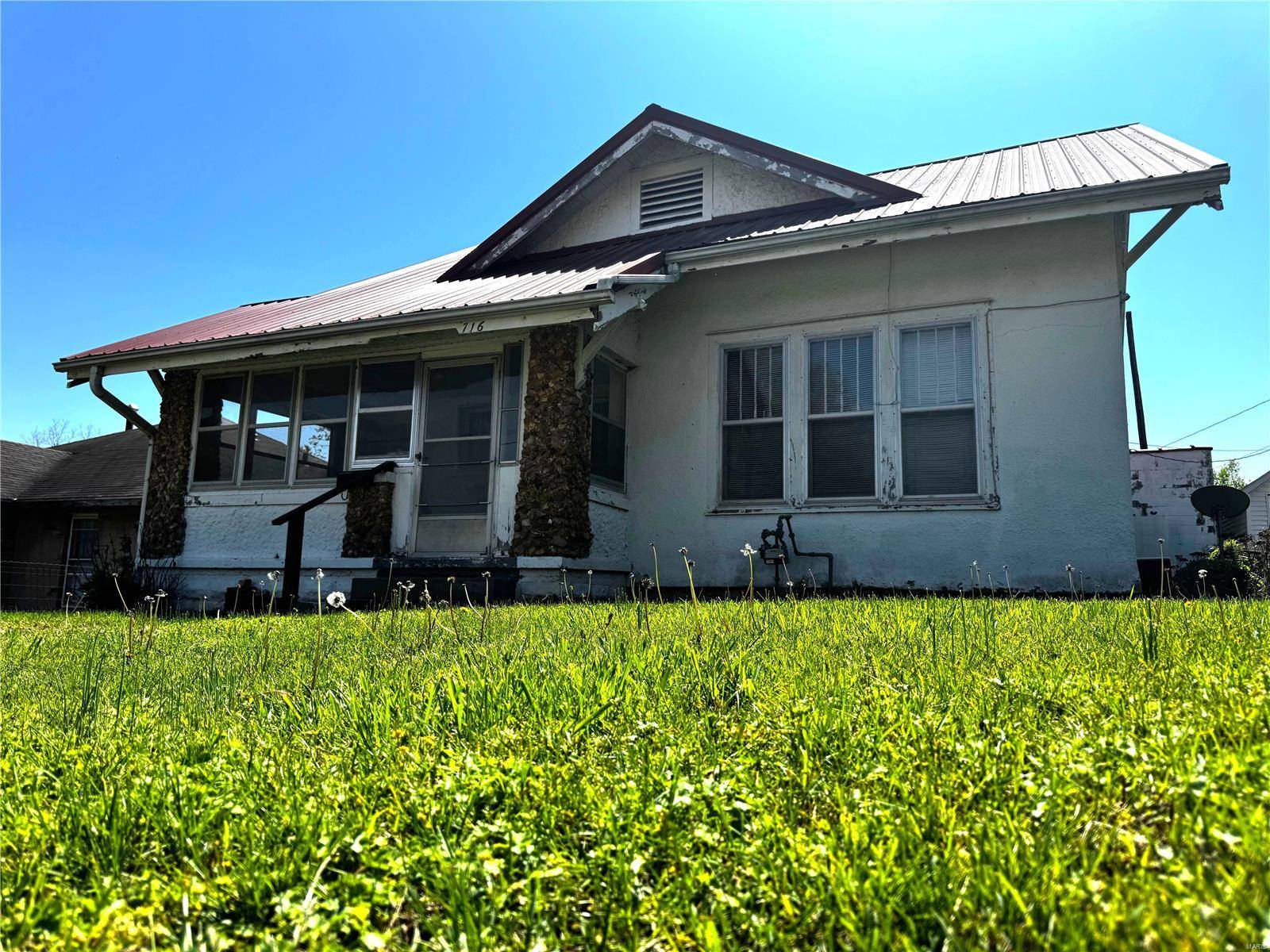 Poplar Bluff, MO 63901,716 Cedar ST