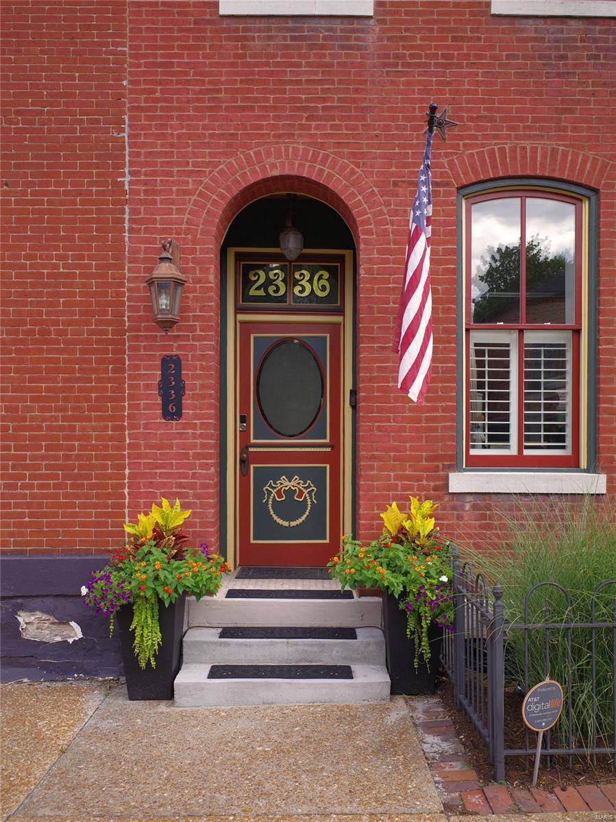 St Louis, MO 63104,2336 Menard ST