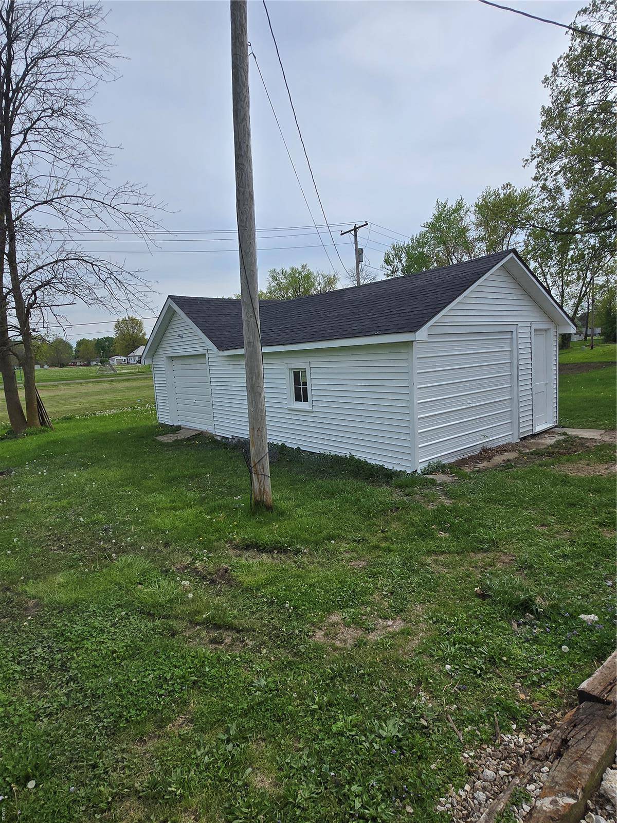 Vandalia, MO 63382,502 E State ST