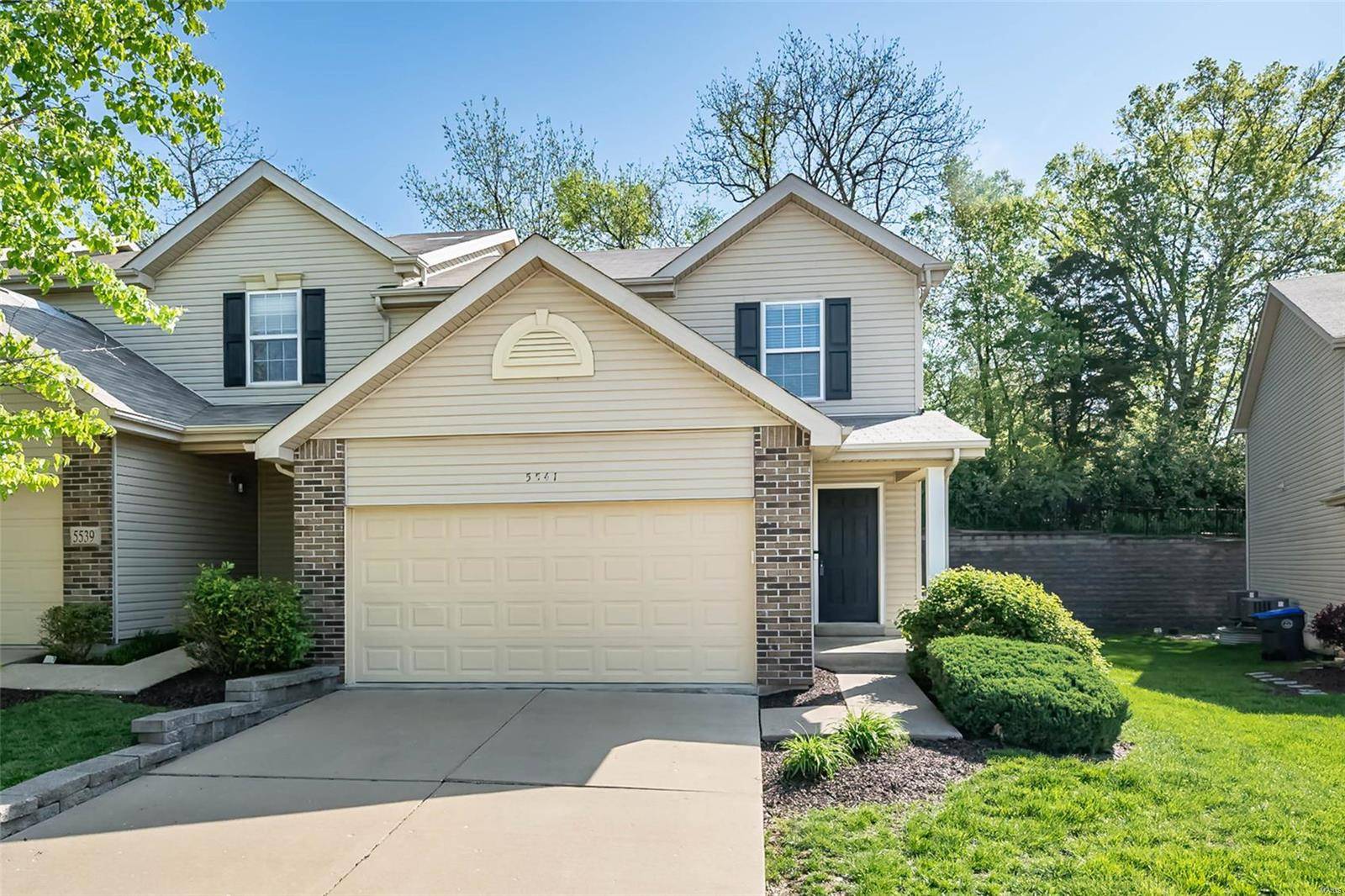 St Charles, MO 63304,5541 Wavecrest CIR
