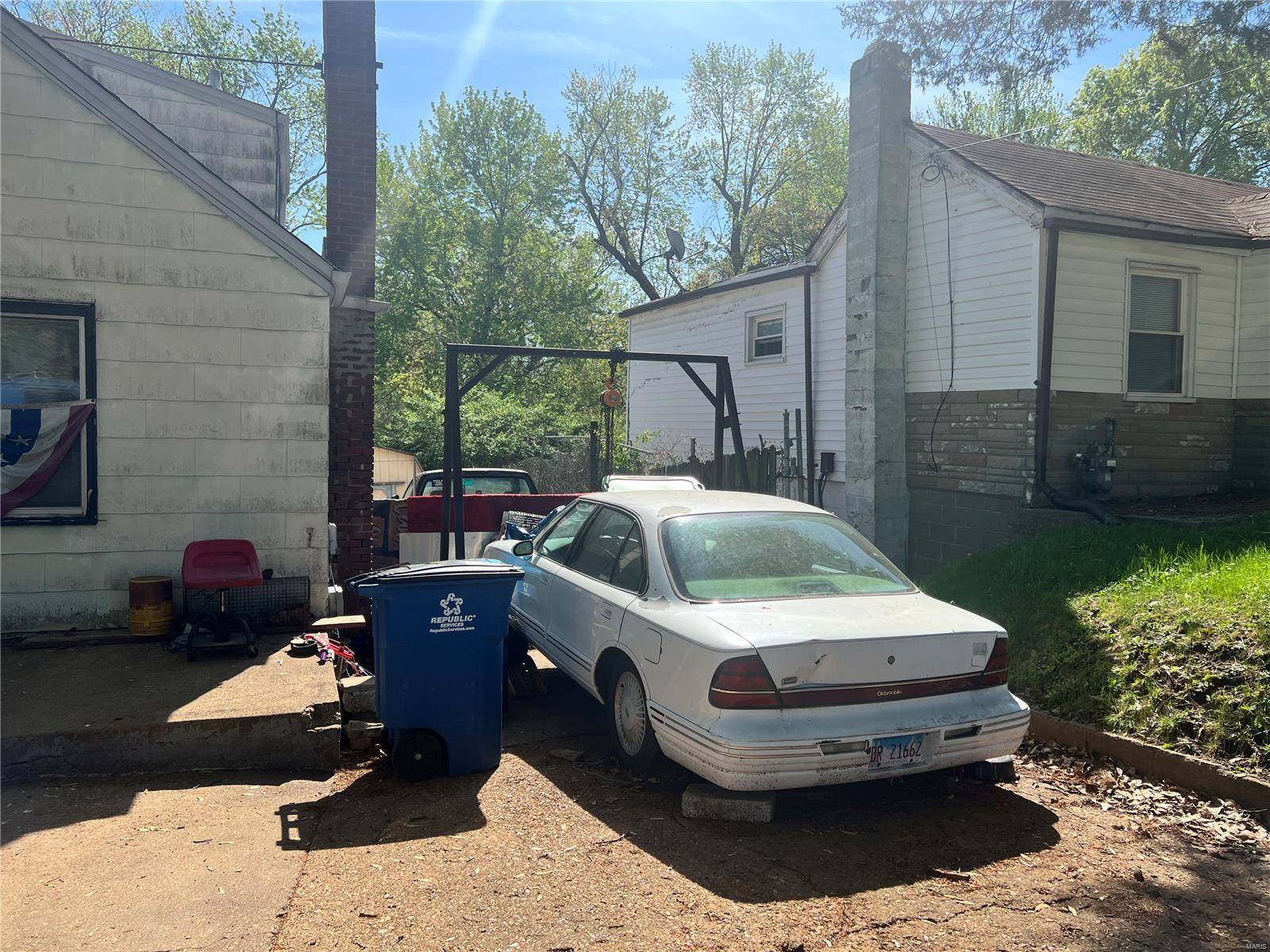 St Louis, MO 63136,10058 Bon Oak DR