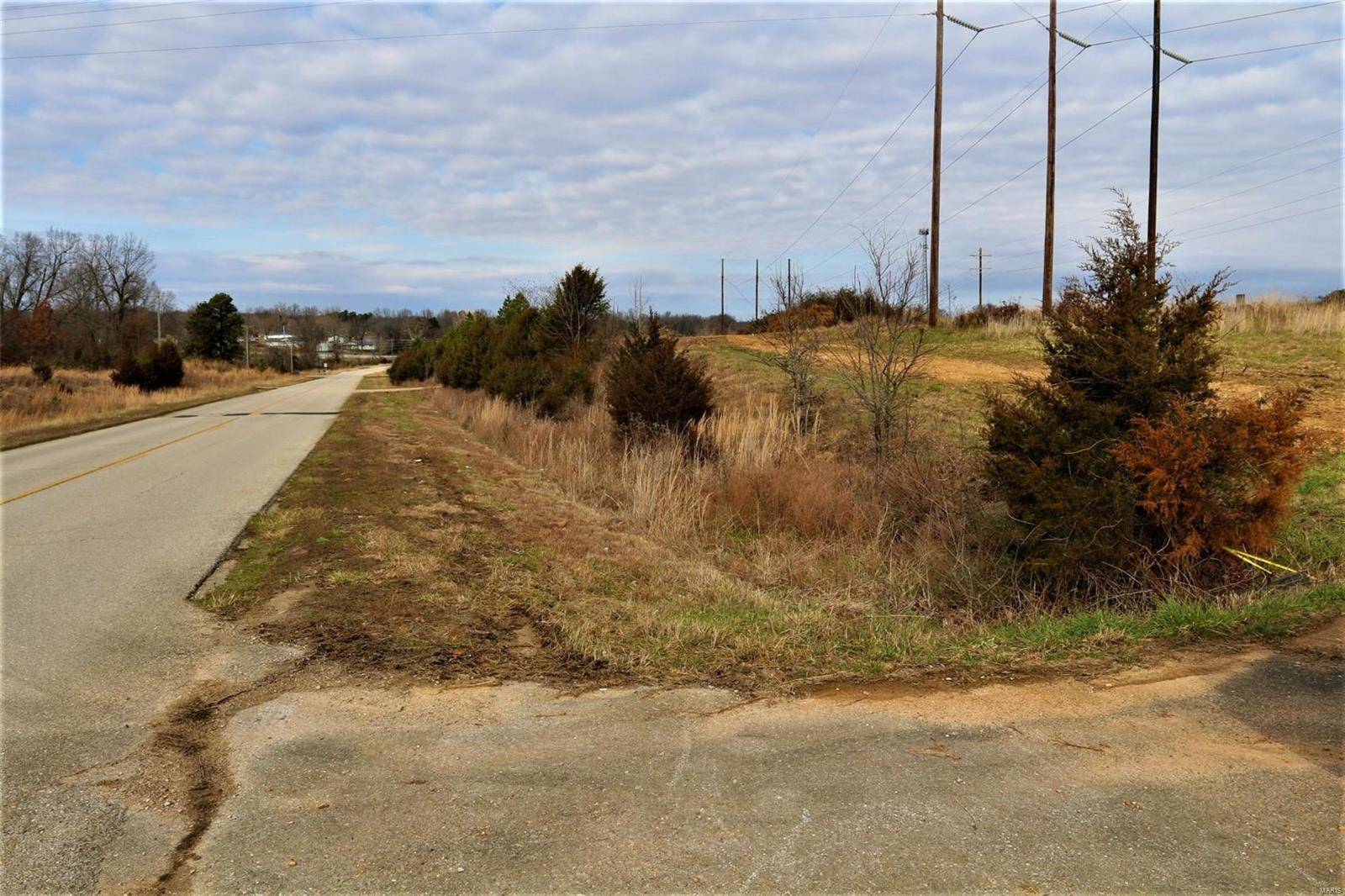 Poplar Bluff, MO 63901,0 West Outer Road and US 67 S