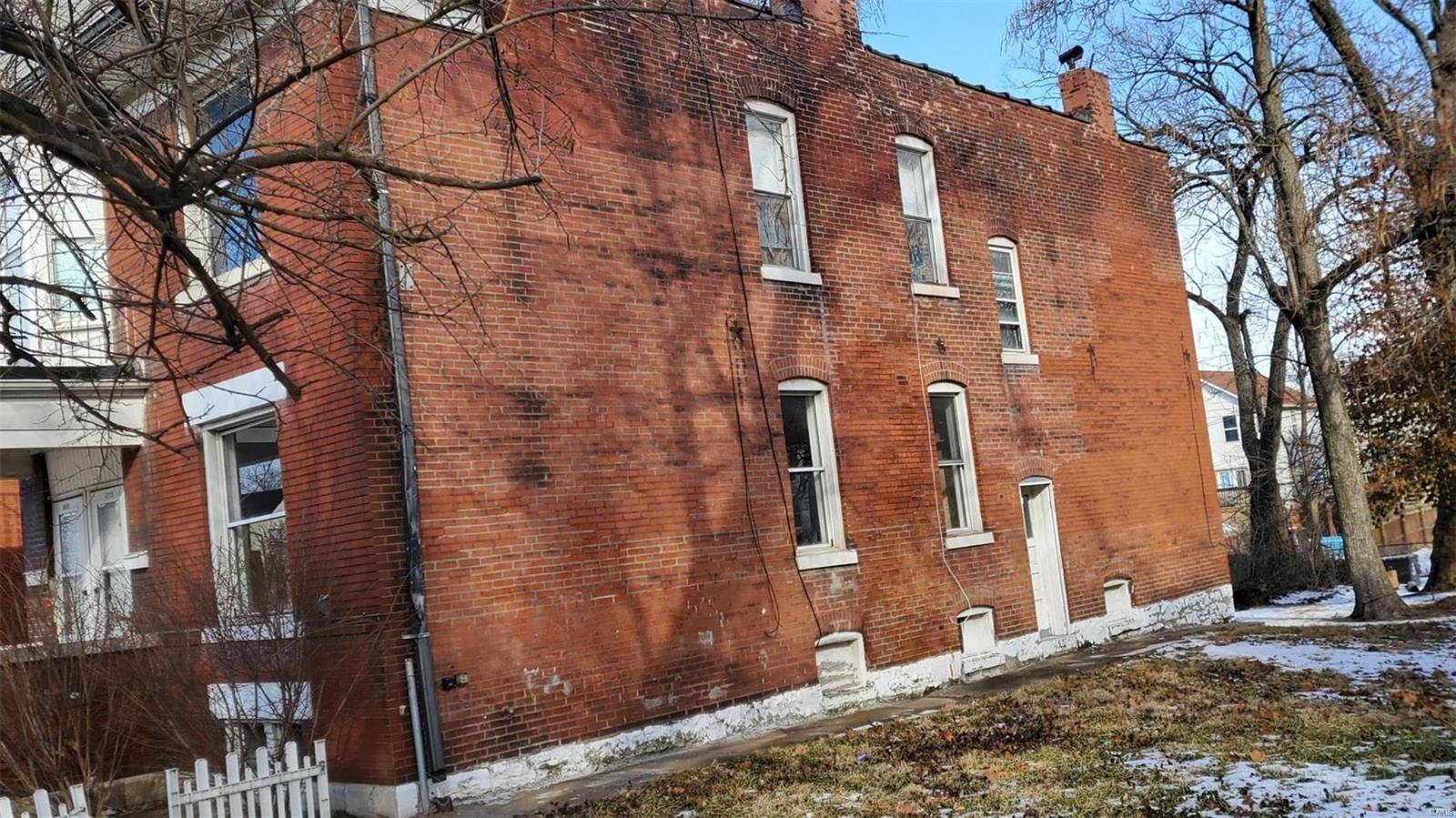 St Louis, MO 63112,6005 Maple AVE