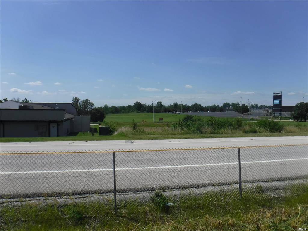 Wentzville, MO 63385,0 Mall PKWY