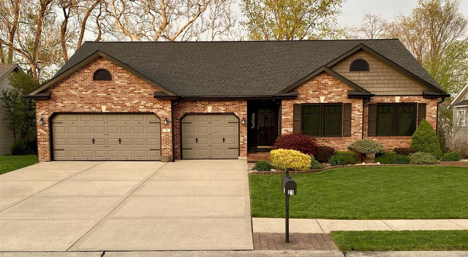 Troy, IL 62294,21 Cedar ML