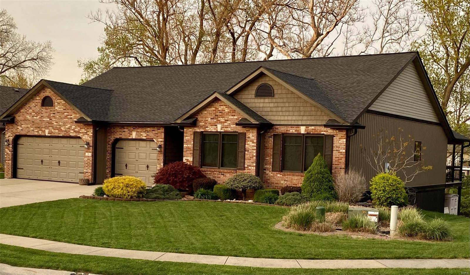 Troy, IL 62294,21 Cedar ML