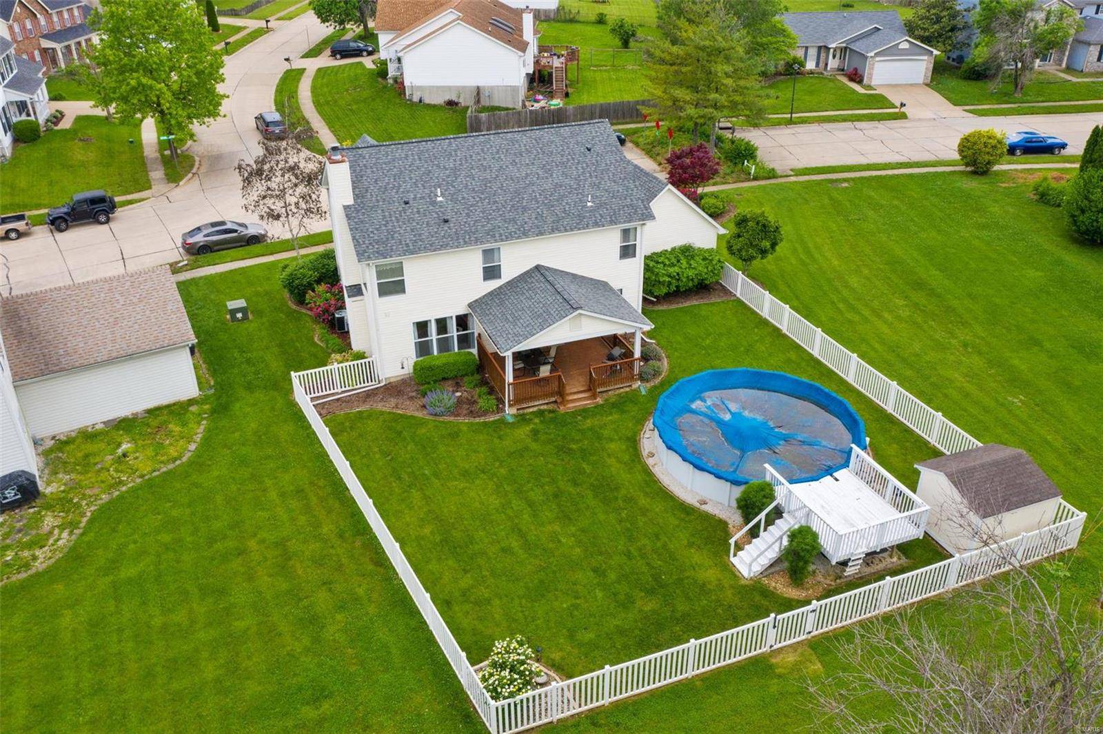 Florissant, MO 63034,3828 Grand National DR