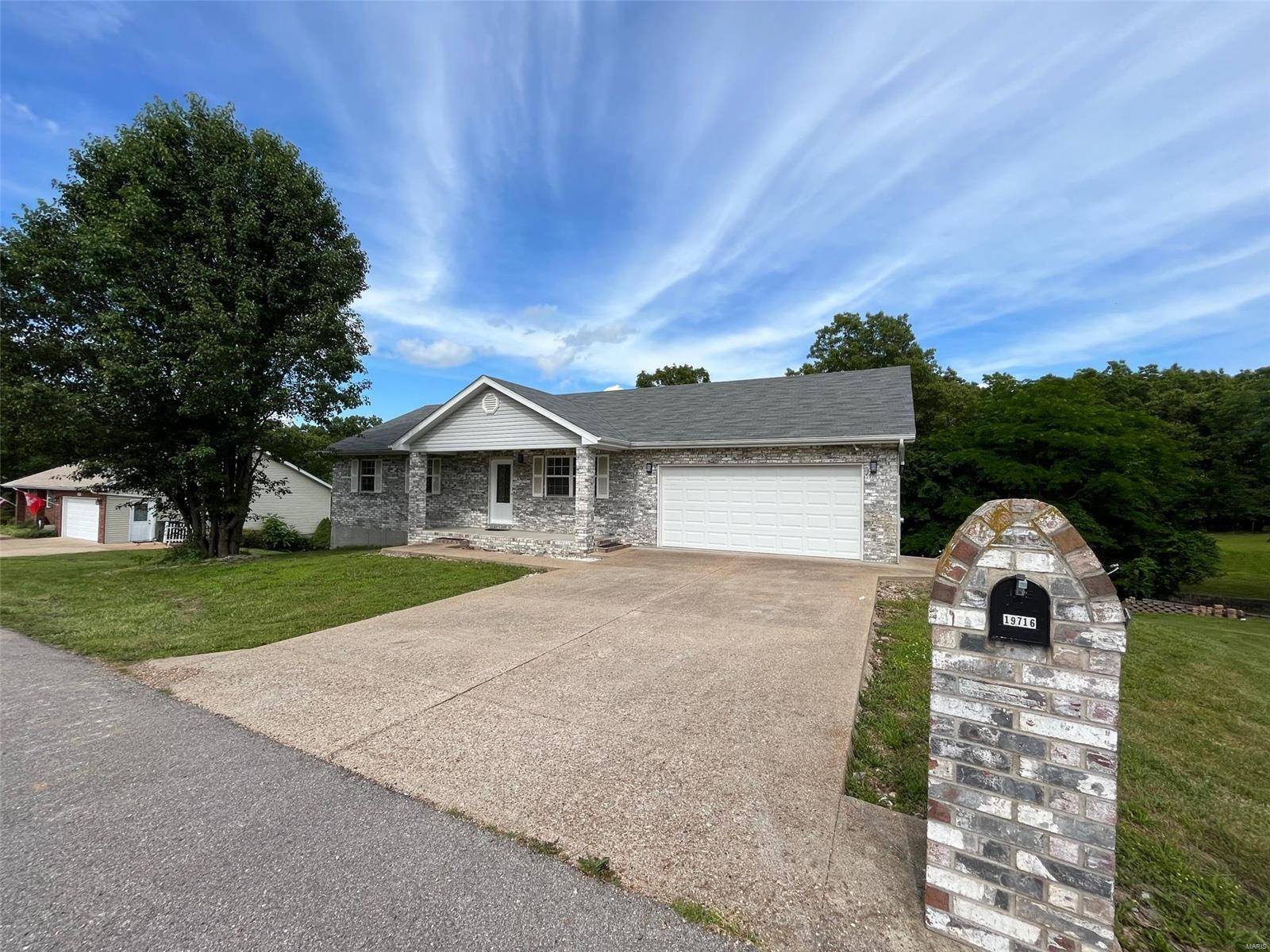 Waynesville, MO 65583,19716 Stallion DR