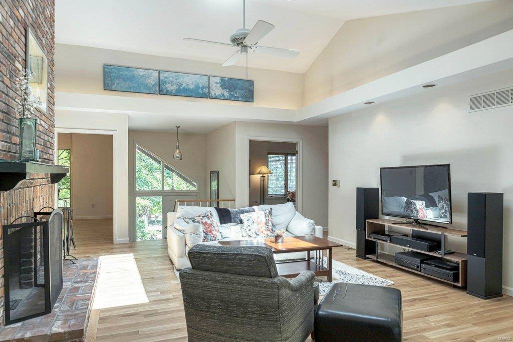 Ballwin, MO 63021,634 Carman Forest LN