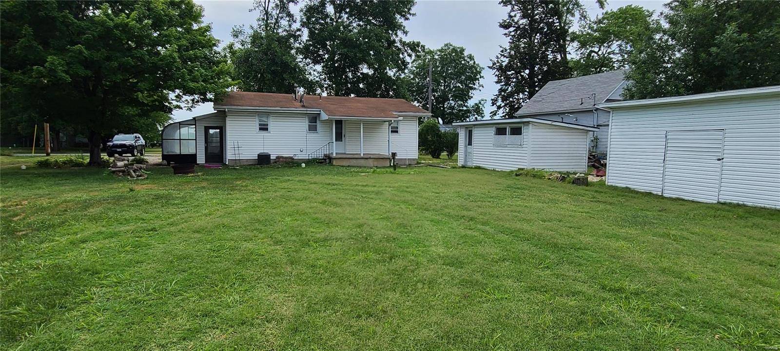 Kane, IL 62054,501 Promenade N