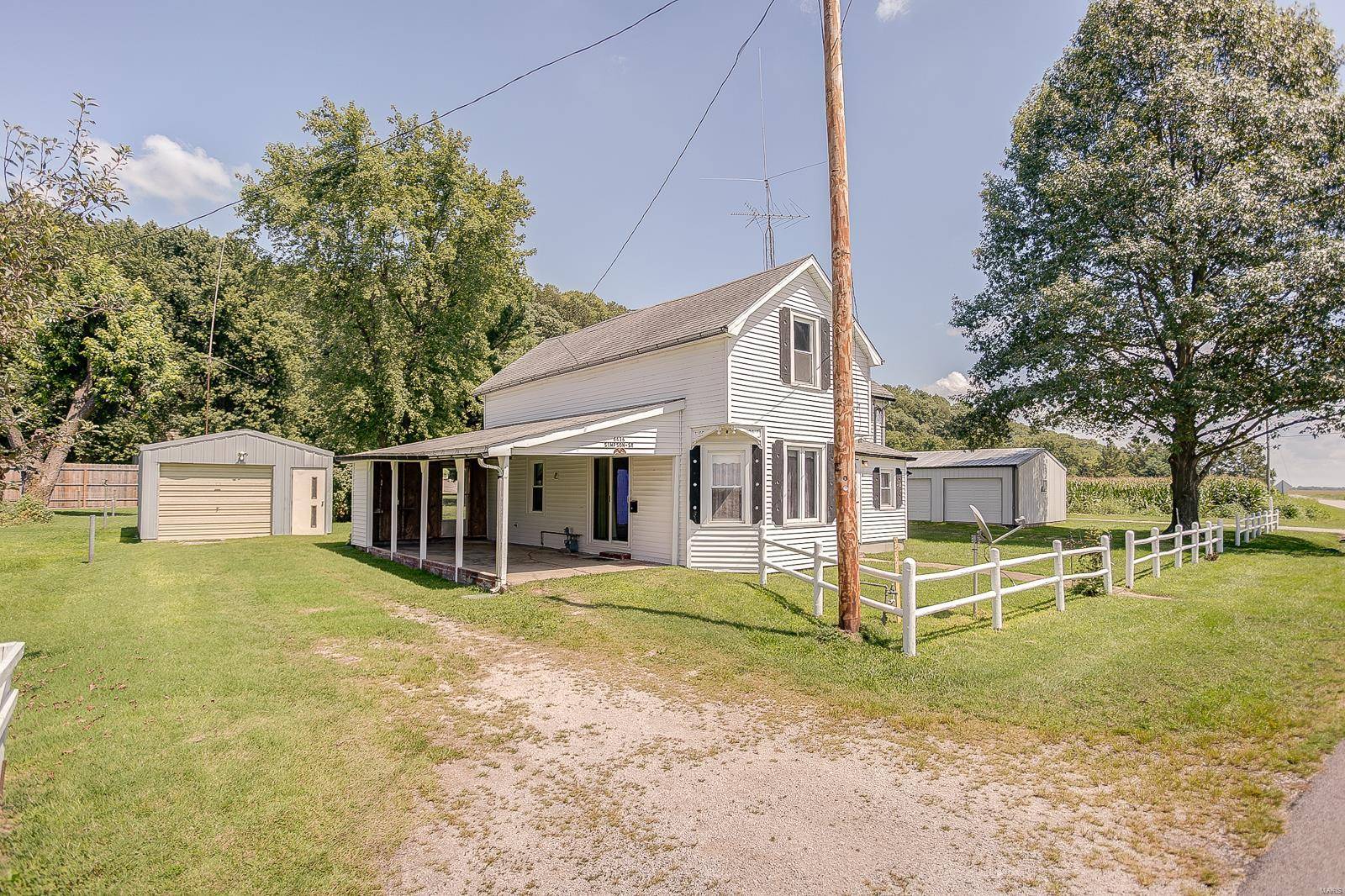 Modoc, IL 62261,6436 Simpson ST