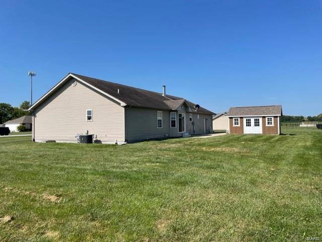 Highland, IL 62249,12825 Mary Sue LN