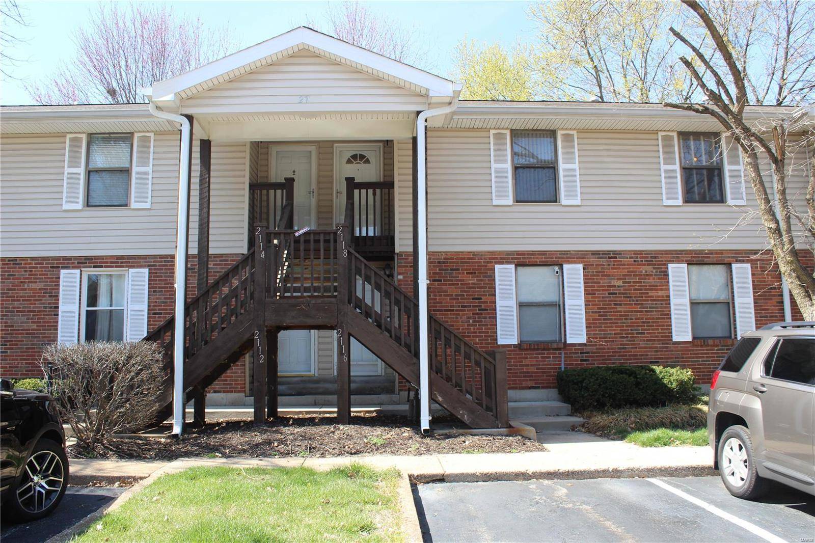 Florissant, MO 63031,2116 New Sun DR