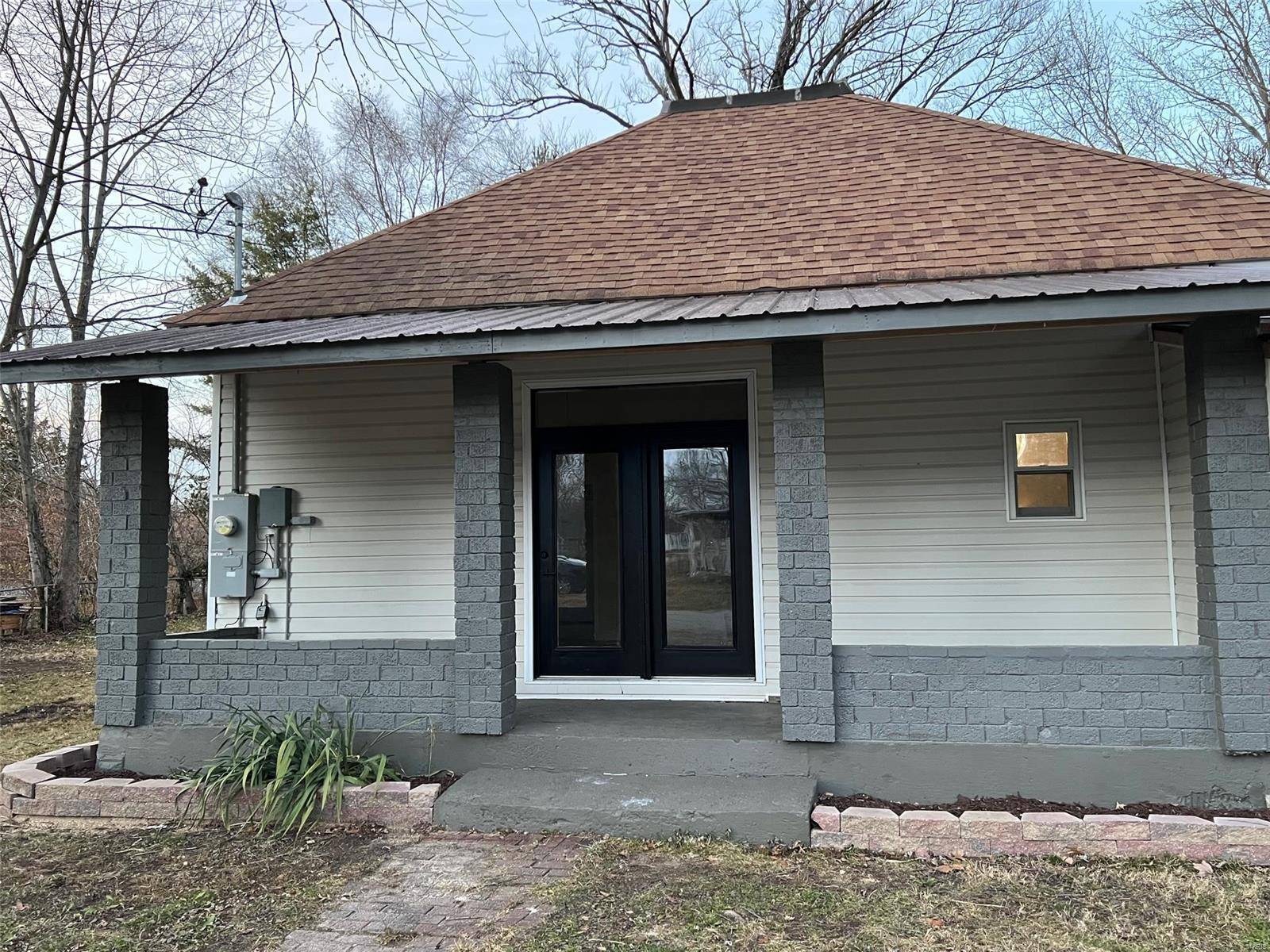 St Elmo, IL 62458,620 W 4th