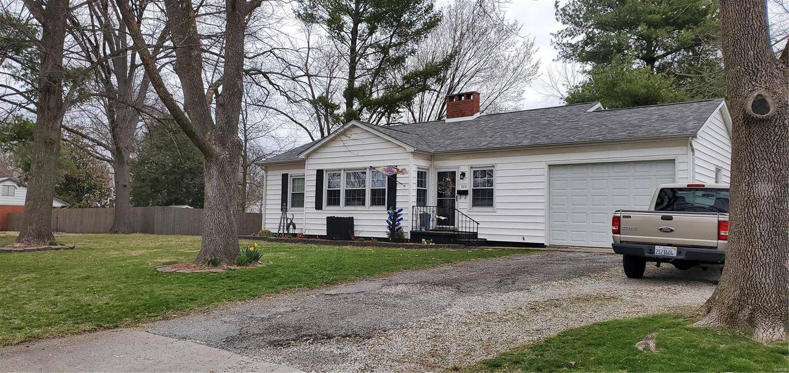 Sparta, IL 62286,522 N Maple ST