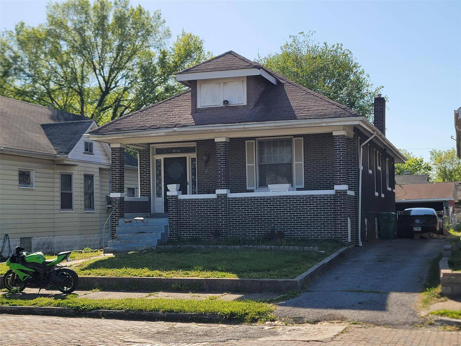 East St Louis, IL 62205,533 N 33rd ST