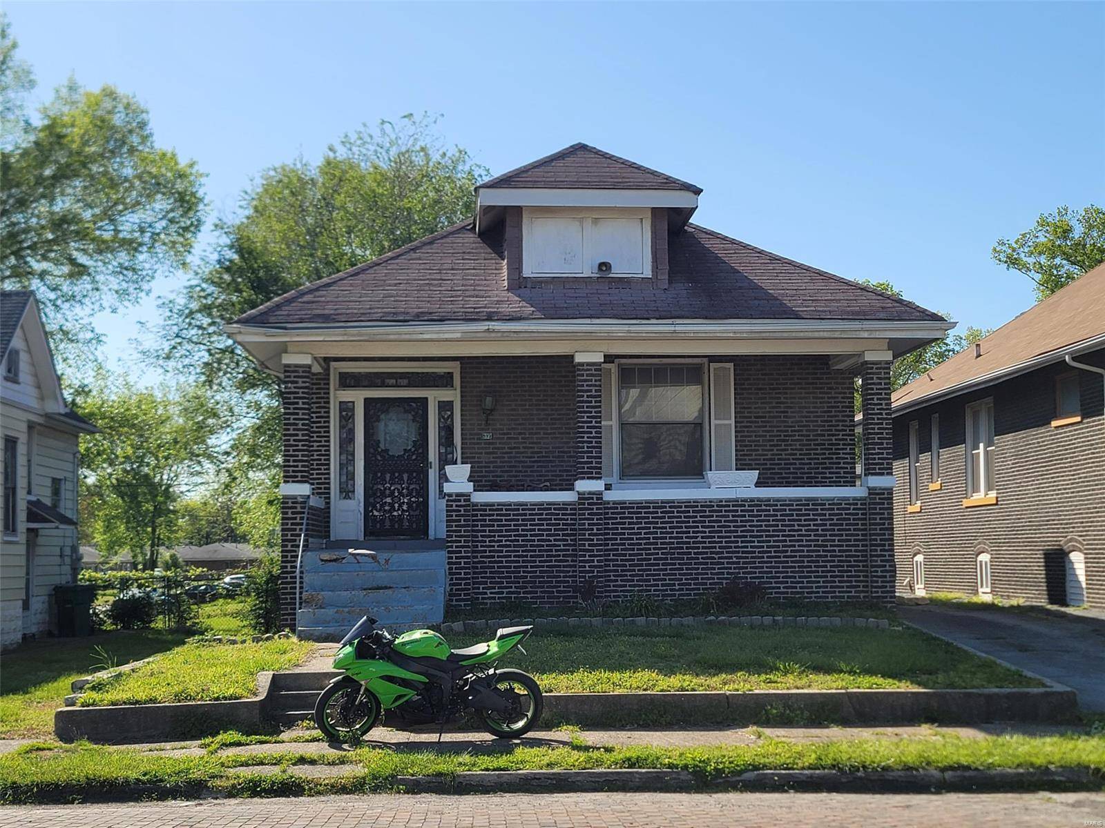 East St Louis, IL 62205,533 N 33rd ST