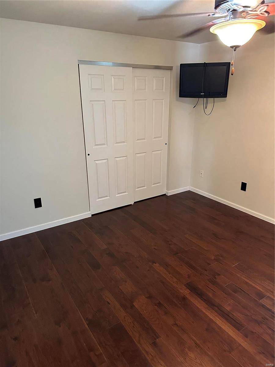 Valley Park, MO 63088,1067 Hidden Ridge TRL