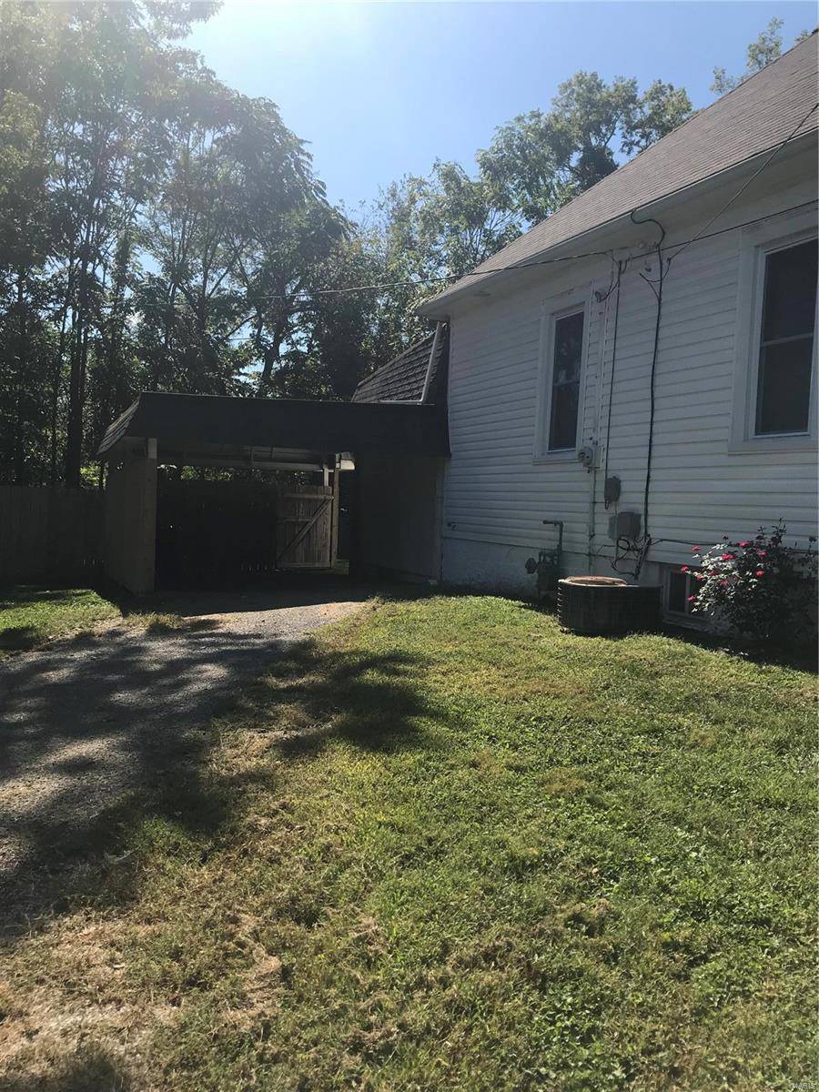 Belleville, IL 62223,102 N 98th