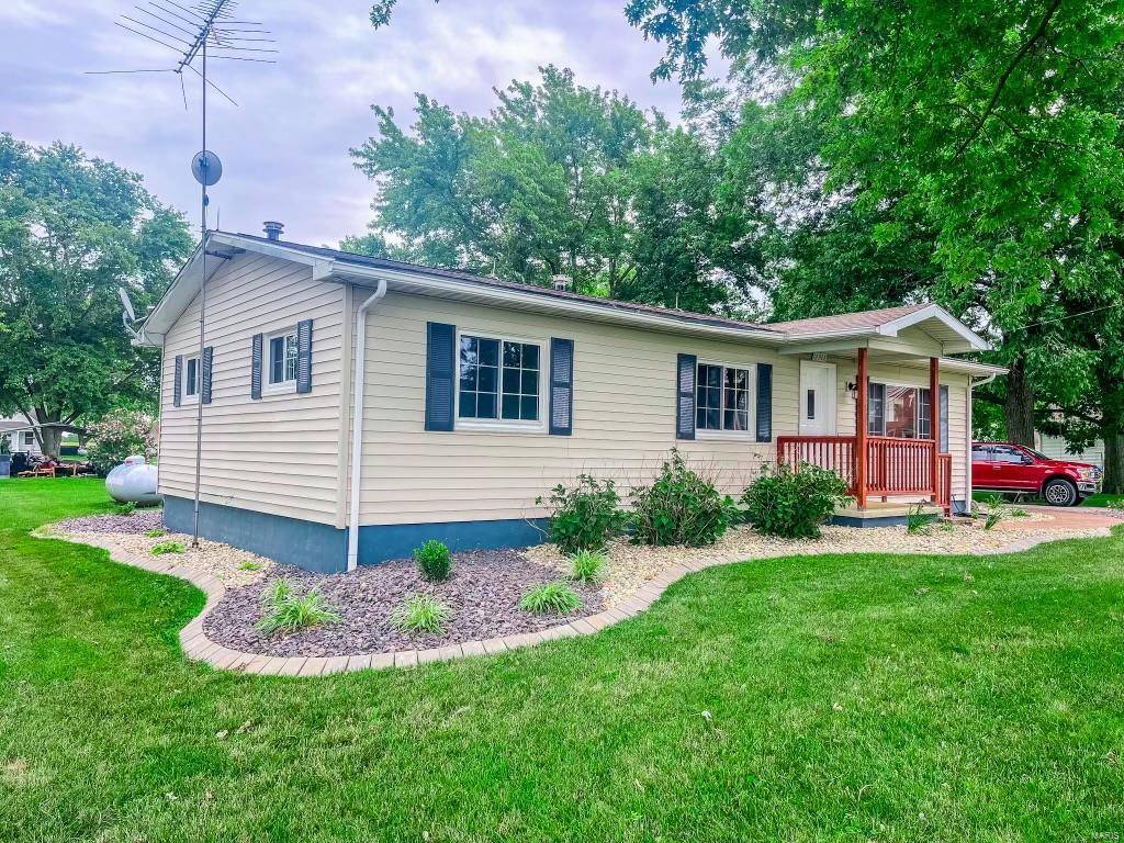Carlyle, IL 62231,12908 Clara ST